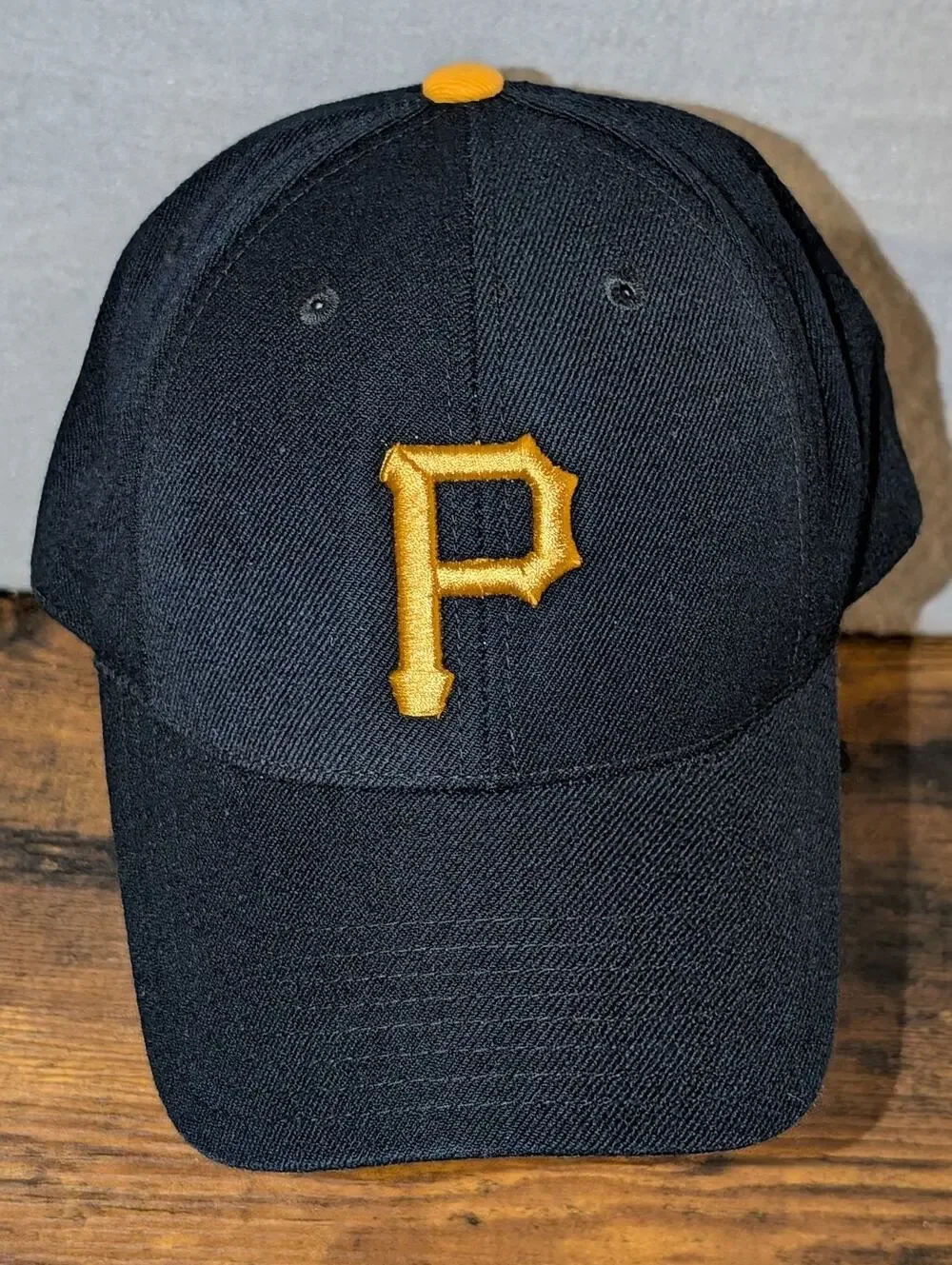 Pittsburgh Pirates Cooperstown Collection Cap By American Needle Fitted 7 1/4